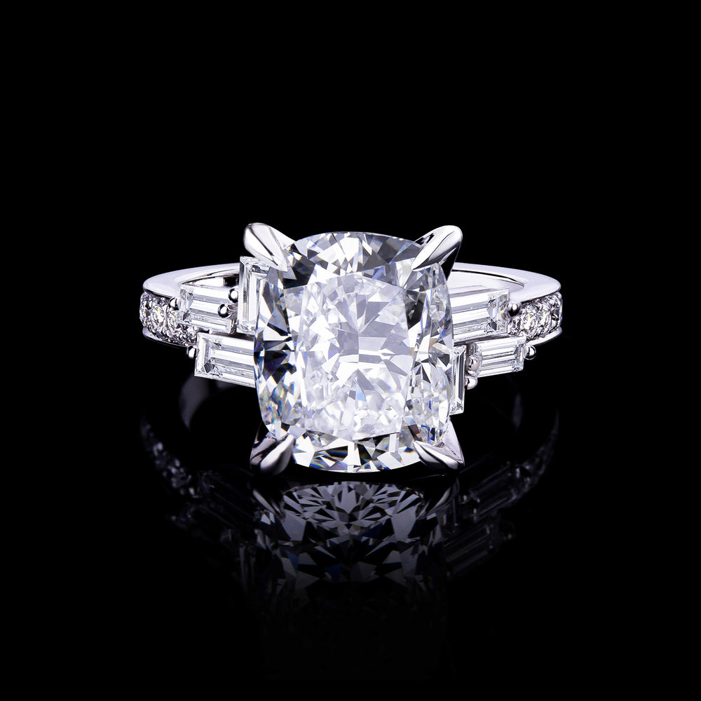 Cubism Upwsept 5.01ct Cushion diamond engagement ring in 18ct white gold by Stefano Canturi Cubism Upwsept 5.01ct Cushion diamond engagement ring in 18ct white gold by Stefano Canturi