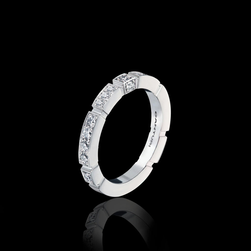 Regina diamond ring in 18ct white gold by Stefano Canturi Regina diamond ring in 18ct white gold by Stefano Canturi