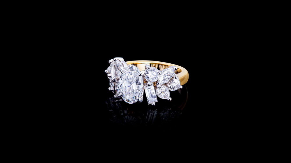 Primavera 2.01ct Oval shape diamond engagement ring in 18ct white and yellow gold by Stefano Canturi Primavera 2.01ct Oval shape diamond engagement ring in 18ct white and yellow gold by Stefano Canturi
