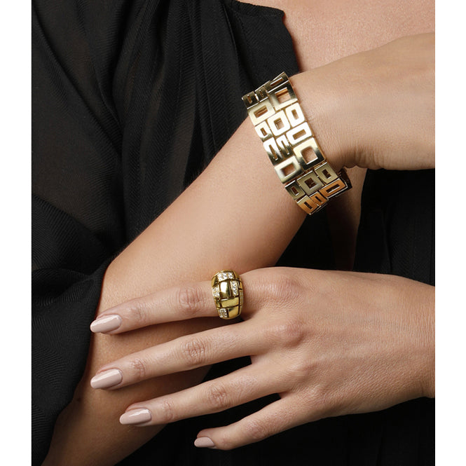 Cubism Pavé large diamond Domed ring in 18ct yellow gold by Stefano Canturi