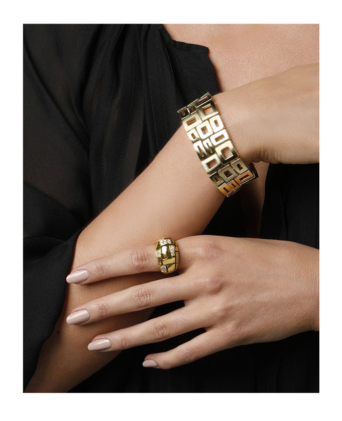 Cubism Pavé large diamond Domed ring in 18ct yellow gold by Stefano Canturi