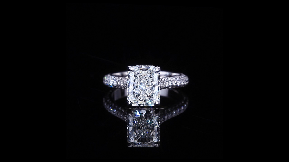 Venus 3.03ct Radiant diamond ring in 18ct white gold by Stefano Canturi