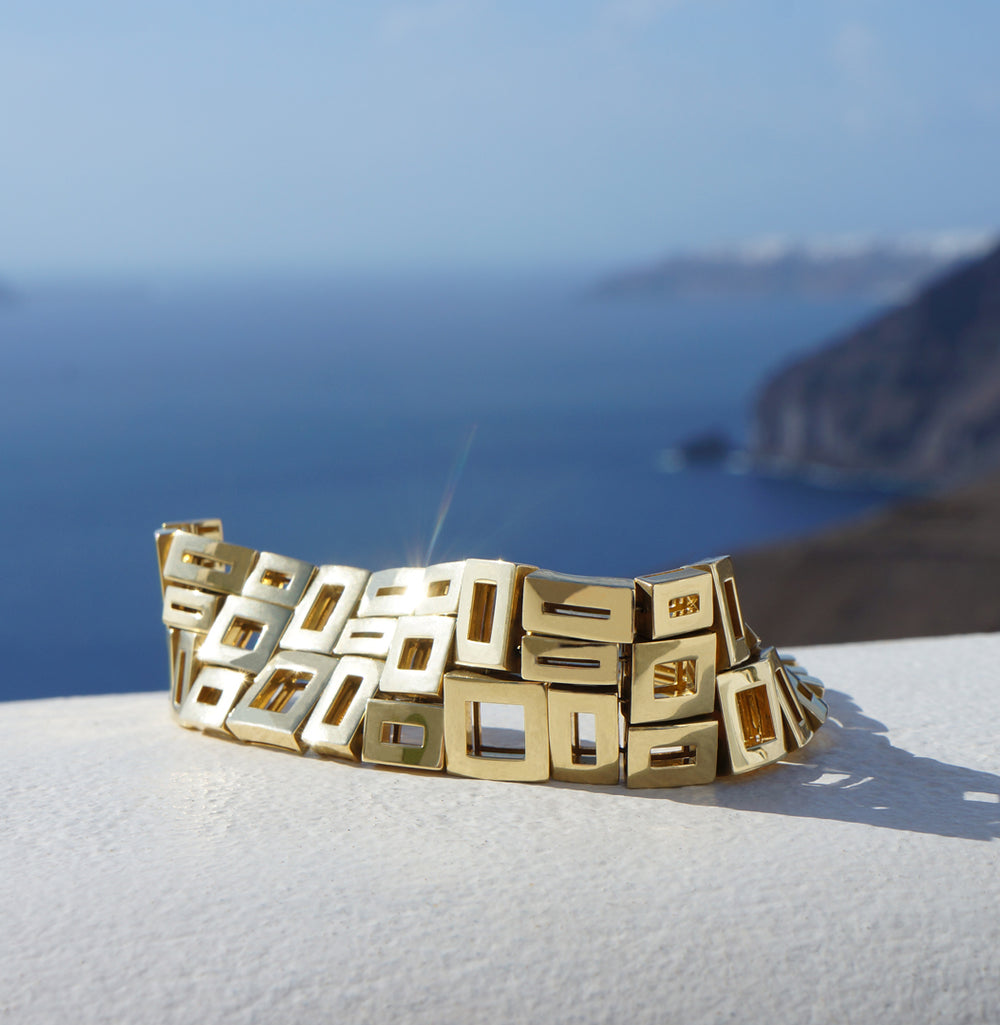 Geometric Plain Cuff in 18ct Yellow Gold by Stefano Canturi